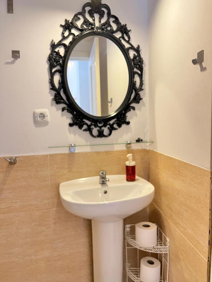 Duplex Exterior Madrid Centro Esperanza Temporal Apartment ภายนอก รูปภาพ